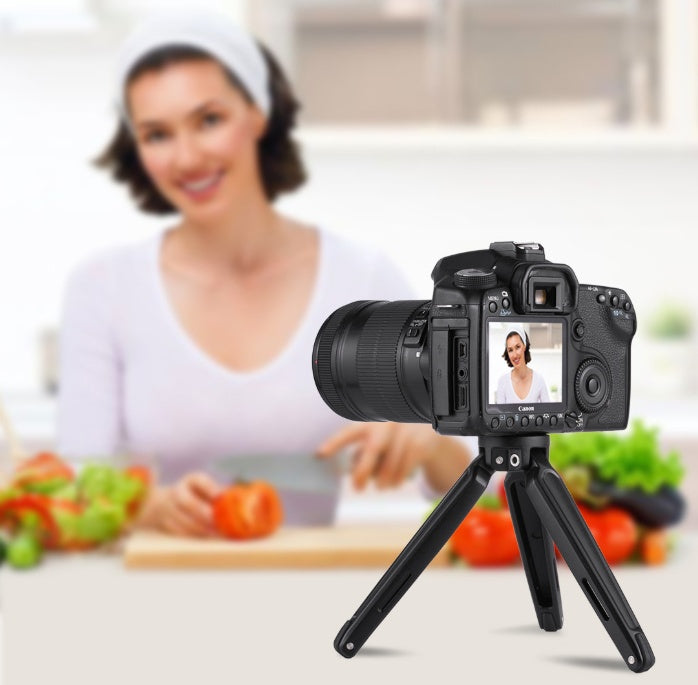 Compatible with Apple Mobile phone metal mini tripod